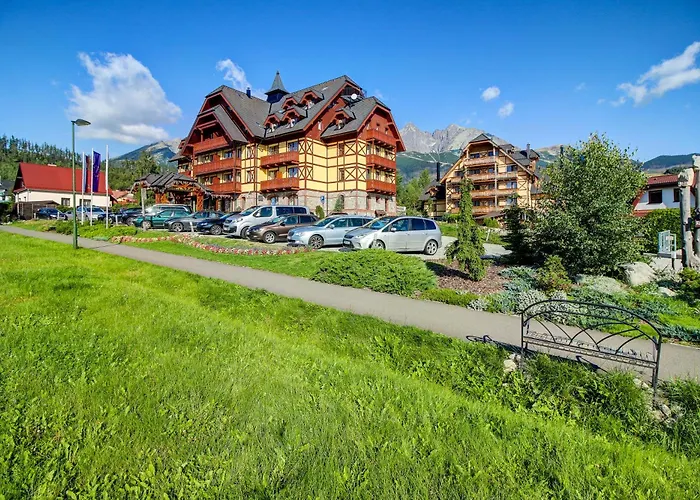 Family Apartments Hotel Kukučka - Tatranská Lomnica